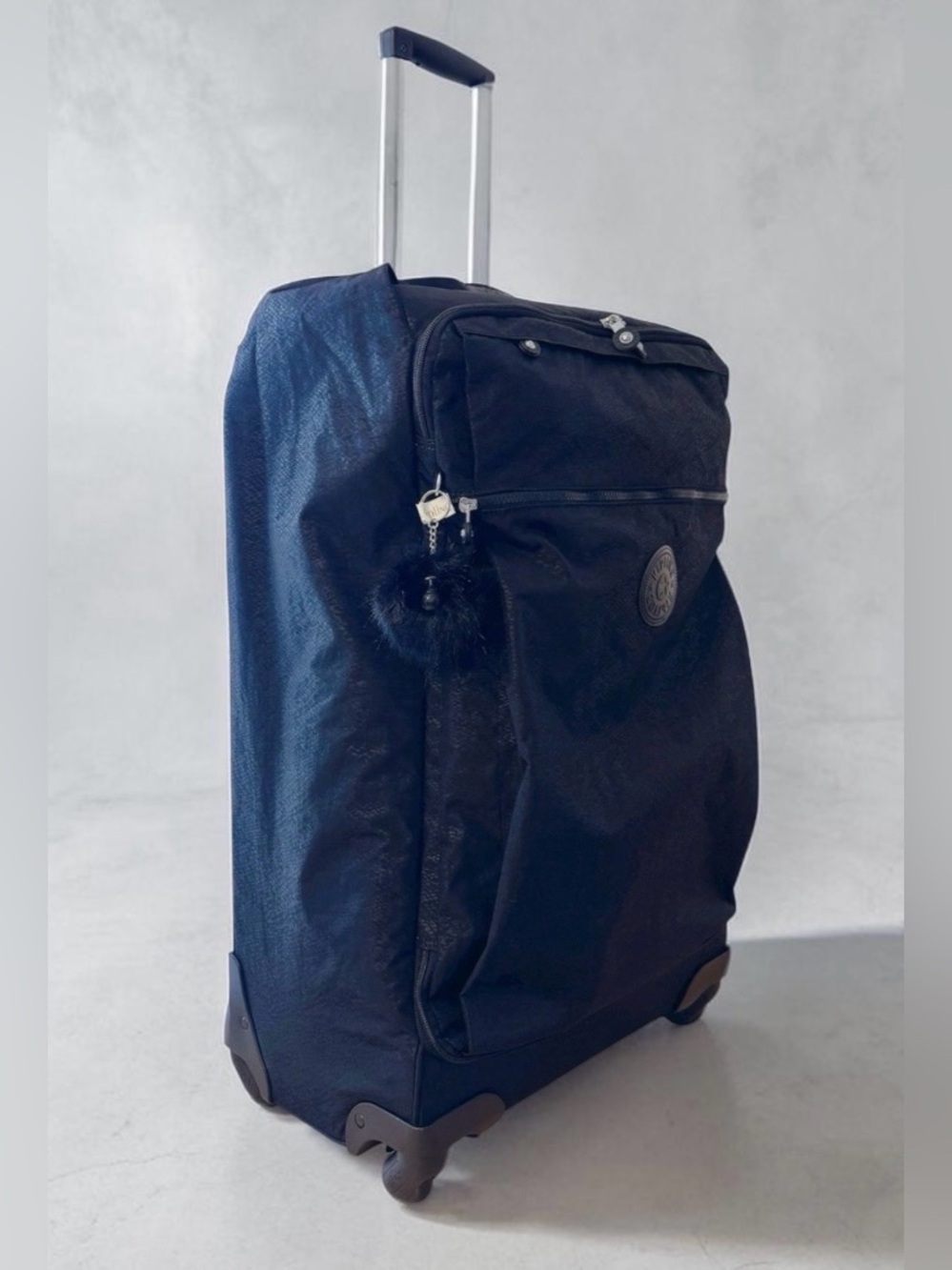 Kipling Darcey LARGE 29” Rolling Luggage Carry on Suitcase Python Embossed Black